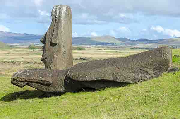 11 - Chile - isla de Rapa Nui o Pascua - Rano Raraku